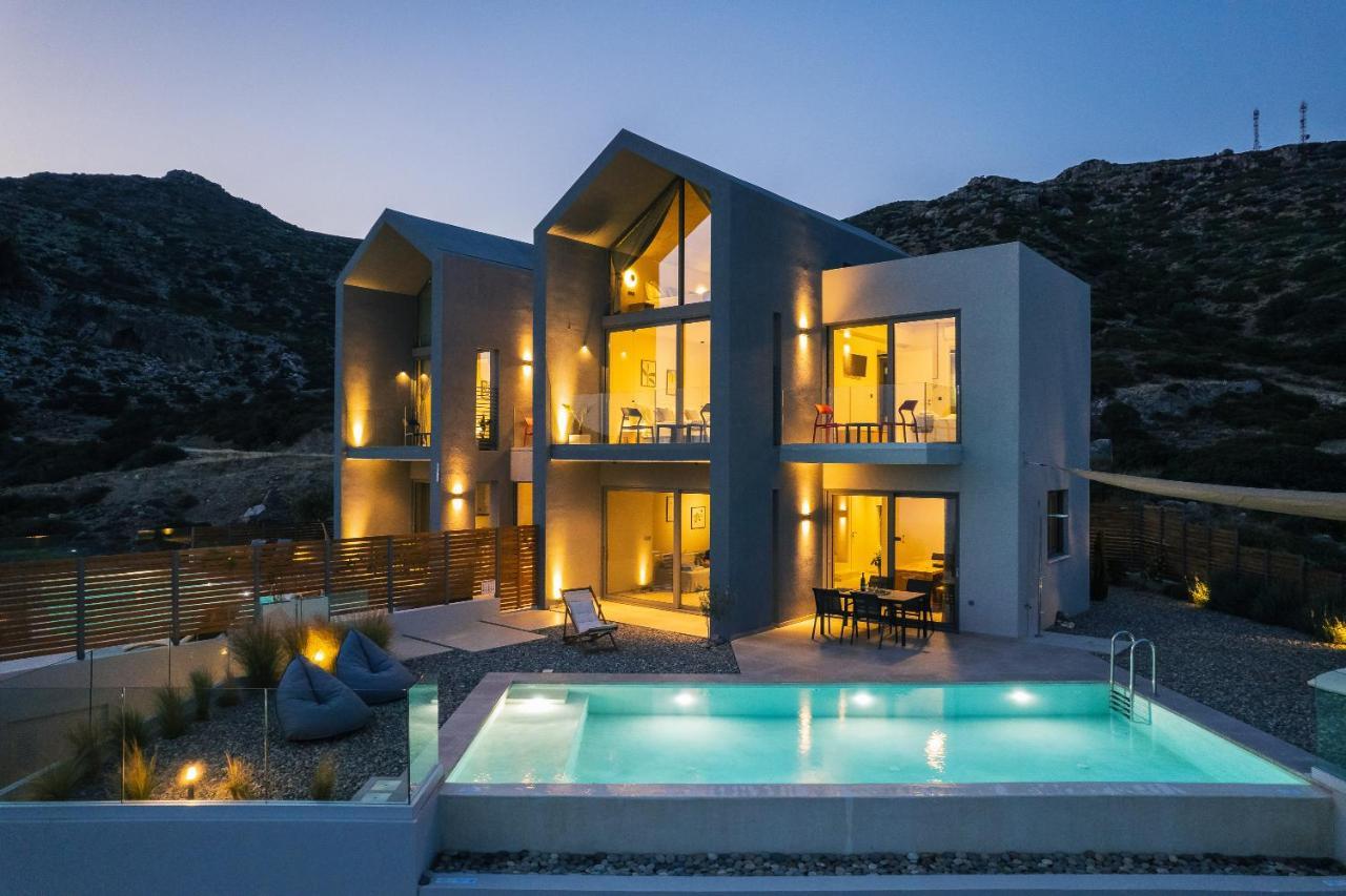 Krystallon Villas ปาไลโอโกรา ภายนอก รูปภาพ