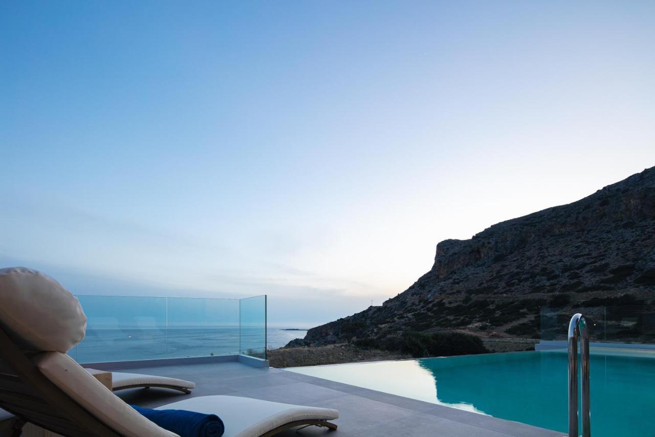 Krystallon Villas ปาไลโอโกรา ภายนอก รูปภาพ